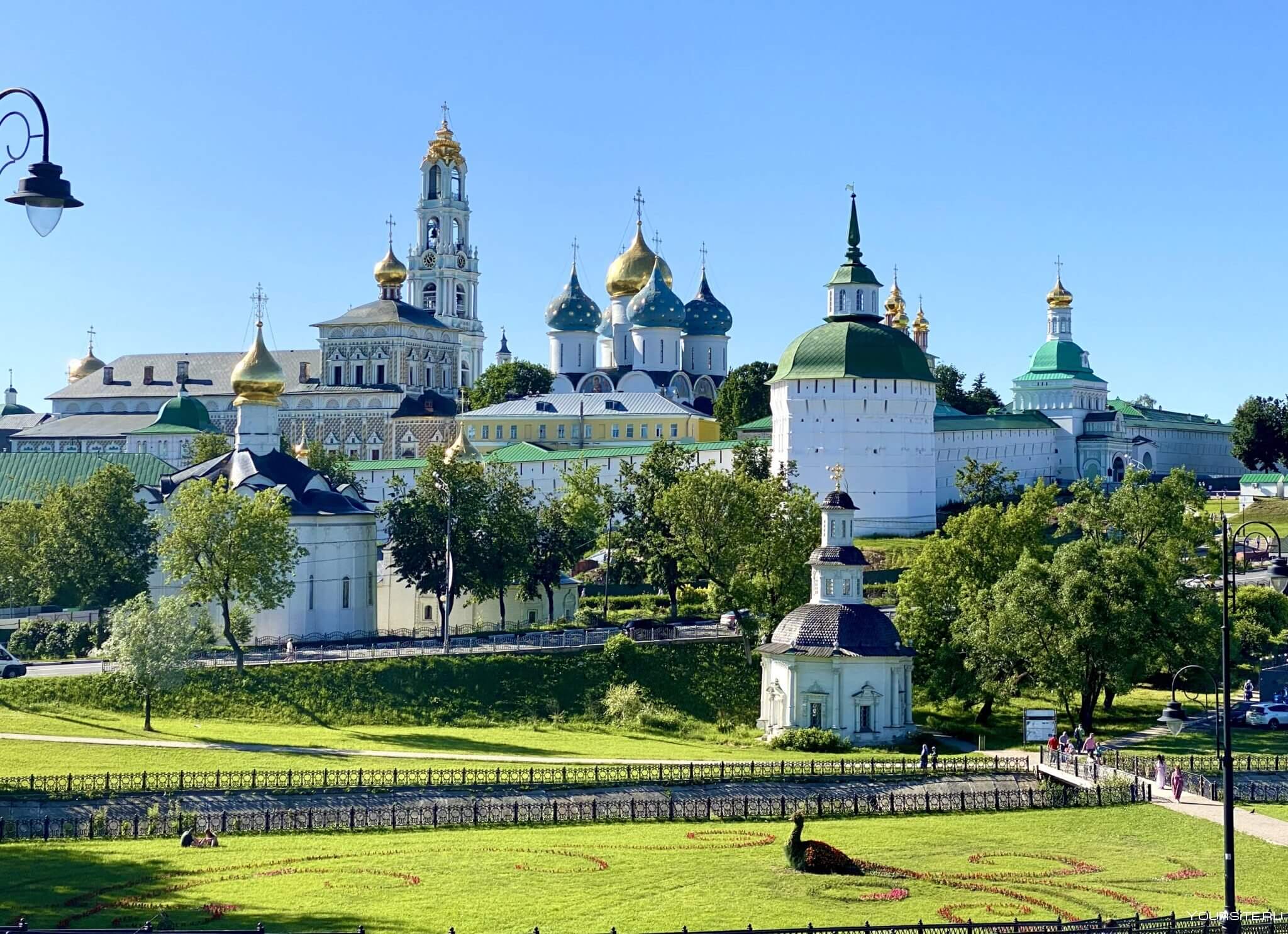 Троице-Сергиева Лавра - Групповые туры по Москве